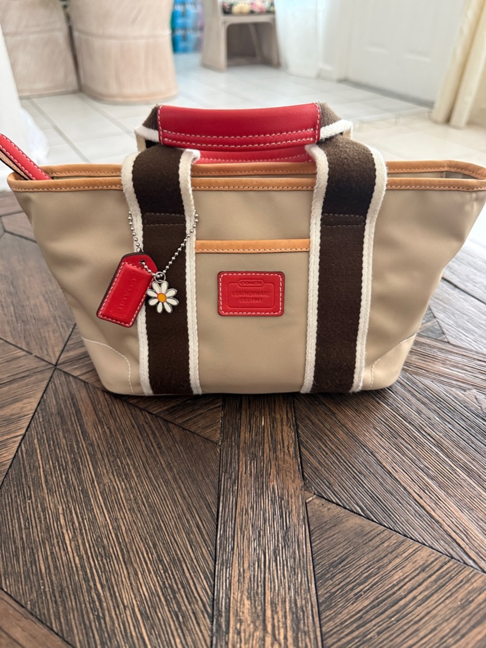Vintage Coach Hamptons Mini Weekender Tote Bag Beige Canvas Leather Daisy Charm